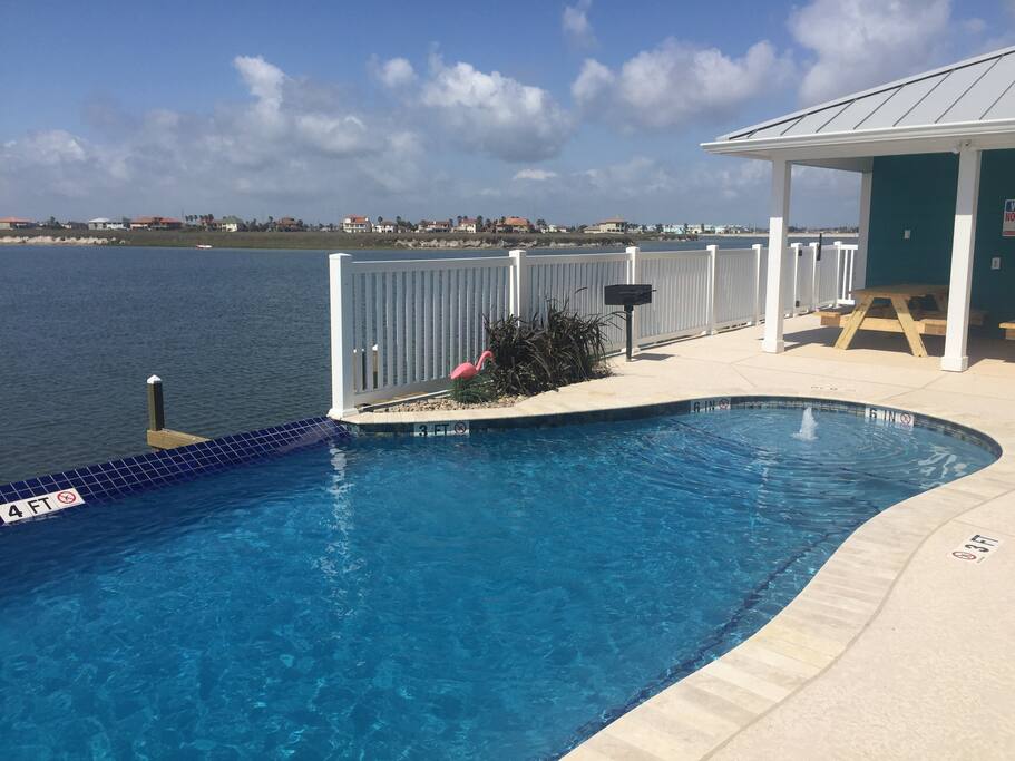 Pool With Grilling, Picnic Area, view of docks and water.
