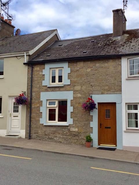 Homely 2 Bed Village House
