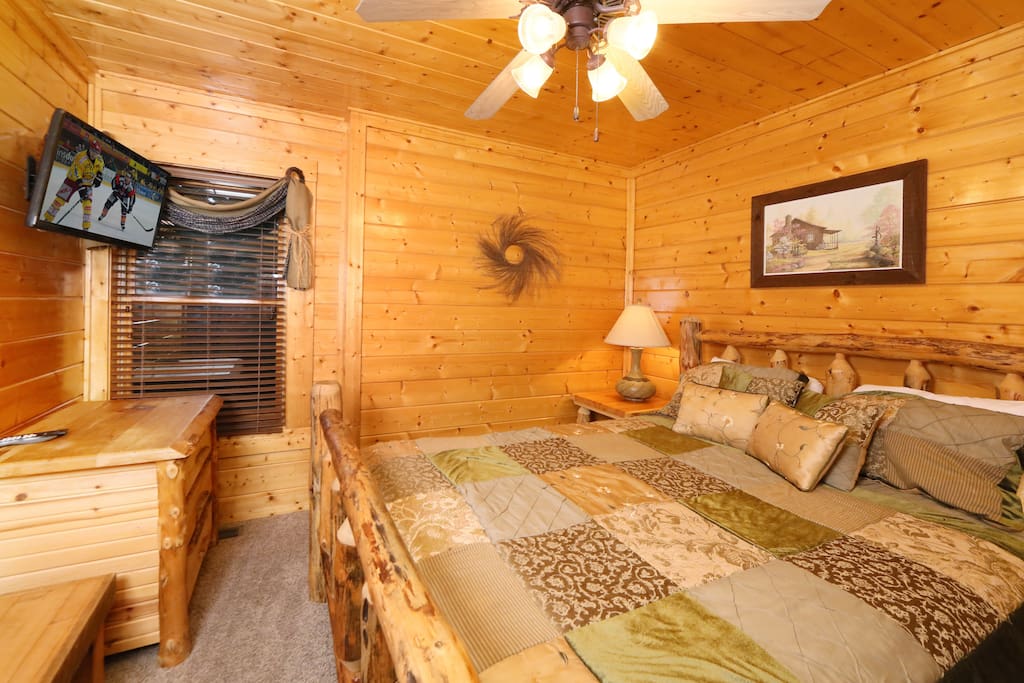 Summer Breeze-Bedroom