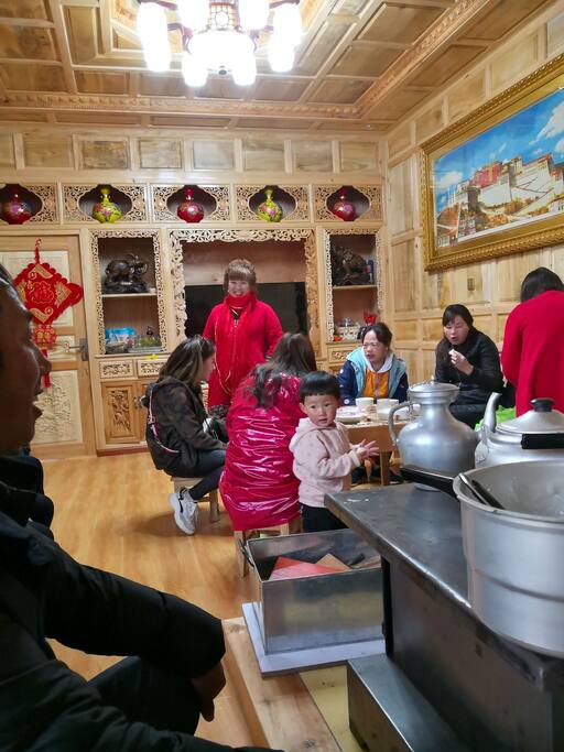客人早餐中