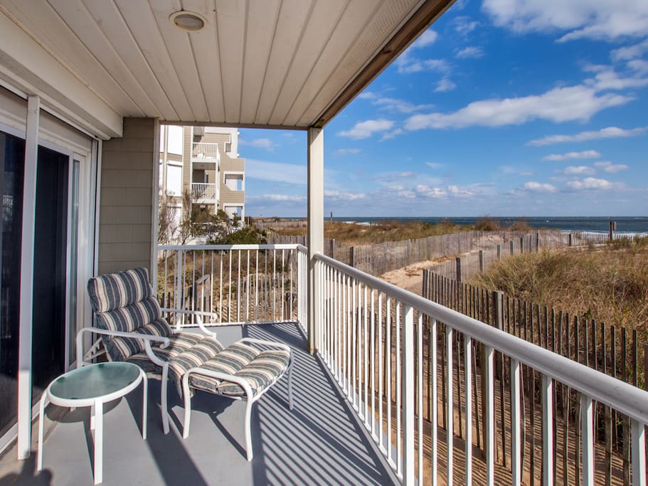 Silver Sands, 102 S - Balcony