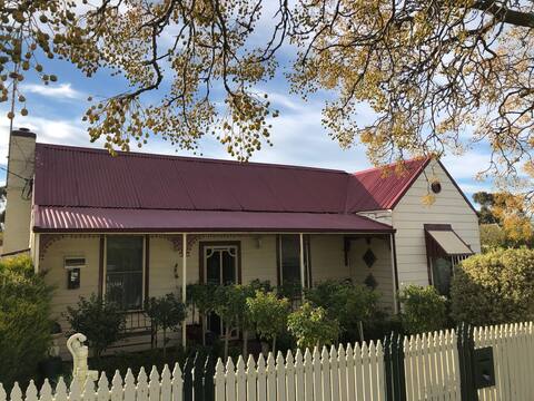 Goldsmith Cottage