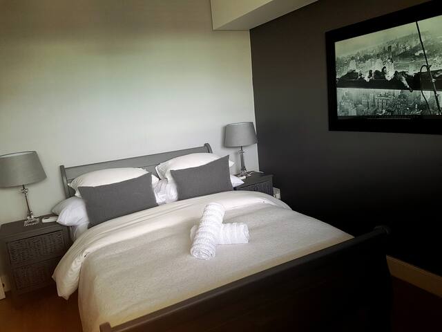 Luxury Water’s Edge Apartment, Century City, C.T. gallery image 3