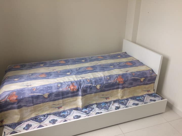 غرفة النوم 2