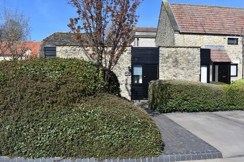The Granary - a quirky 5* converted granary