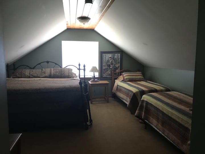 King bed with two twins