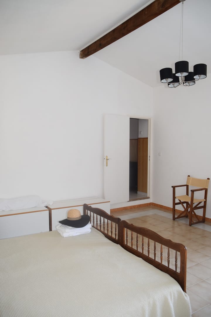 Dhomë gjumi 2