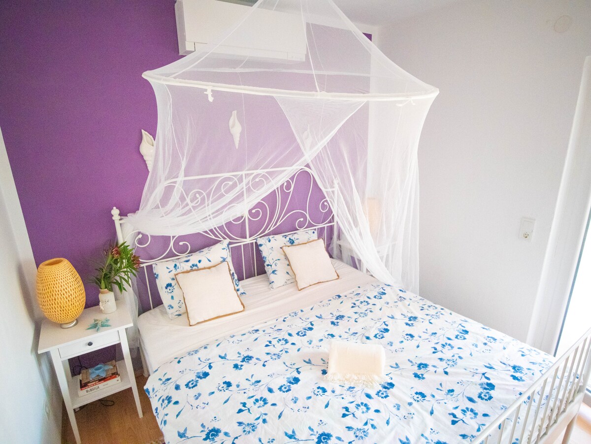 Chambre à coucher 1.
Lit : 180*200cm. 