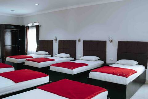 Aula / 25 Bed / K.Renang / bisa up to 50-150