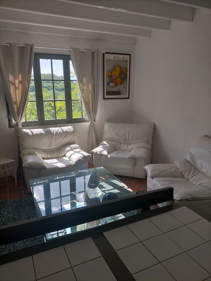 Maison De Campagne Dans Le Périgord Noir - Castels