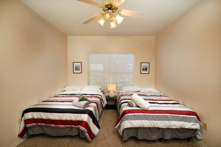 Stunning private room private bath