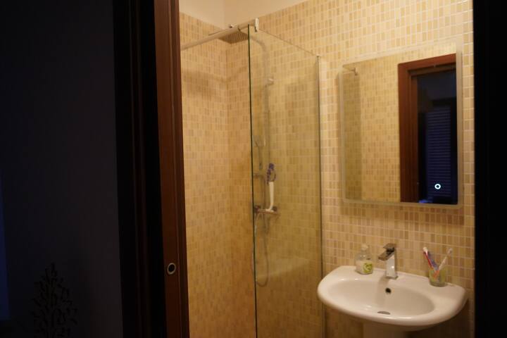 Pool-Villa, Terrace, Outside Kitchen, near beach! gallery image 3