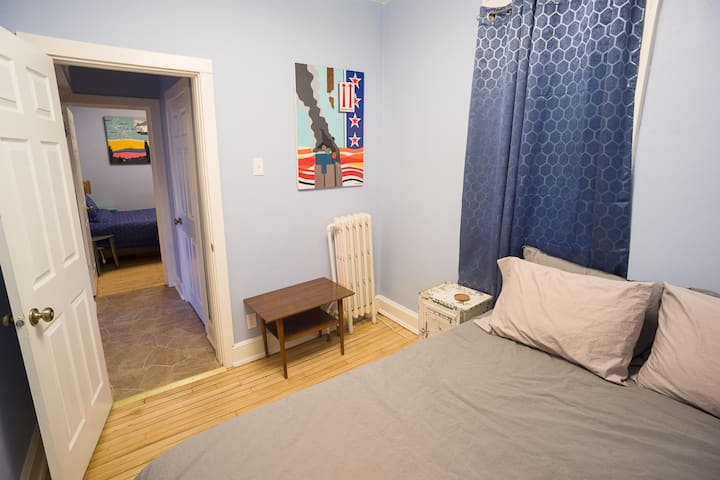 bilik tidur yang lebih kecil