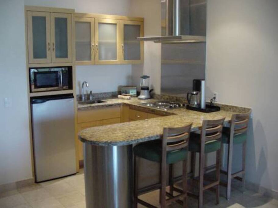 Full Kitchen