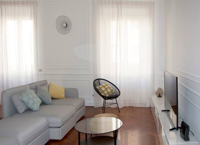 LUJO a Rione Monti. Near Colosseo gallery image 3