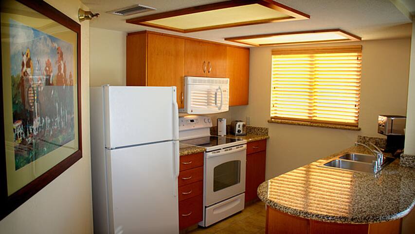 2 bedroom lock-off on the Las Vegas Strip gallery image 5