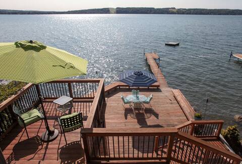 Gorgeous Lake Home Spectacular View