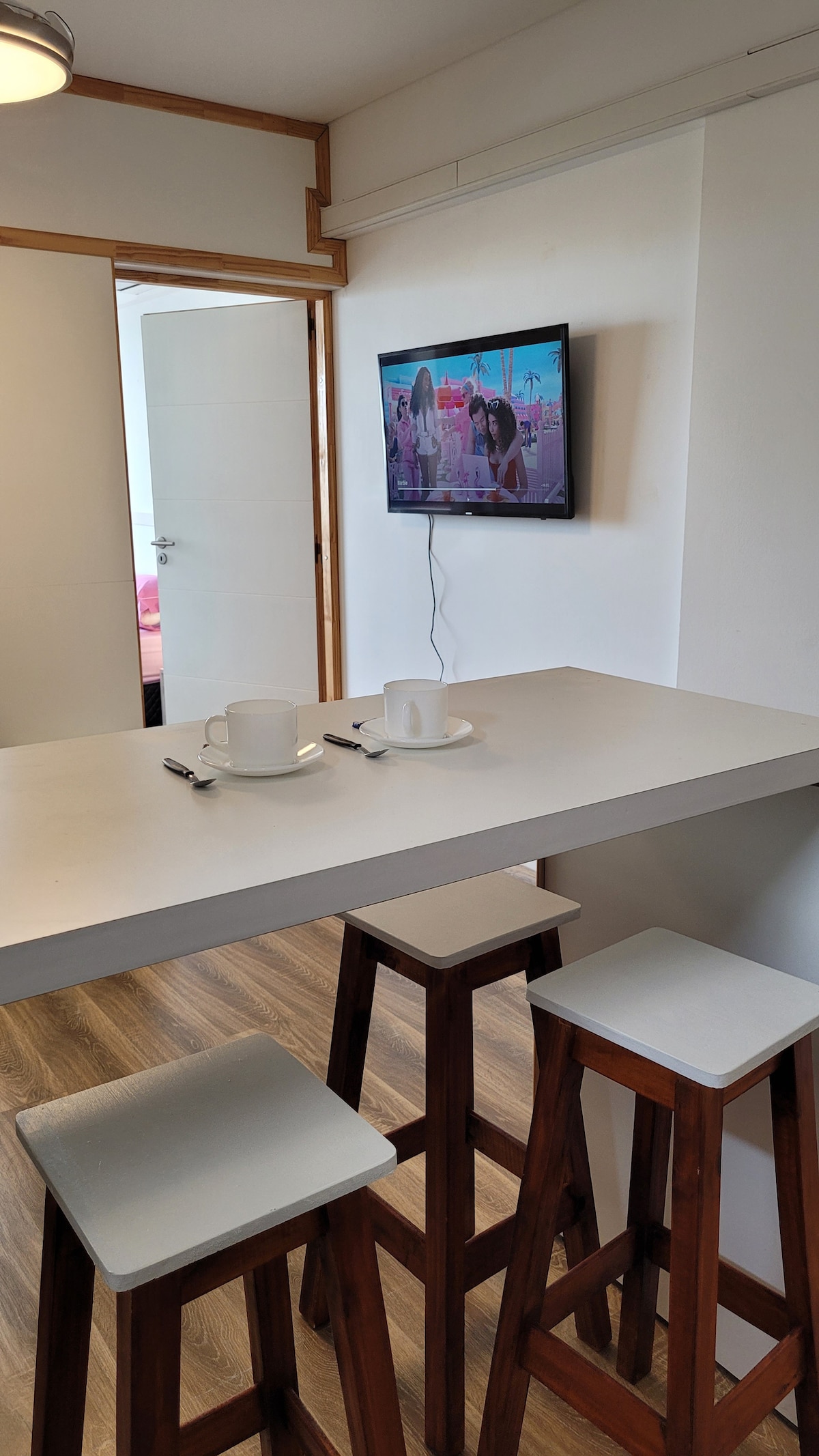 Popular Airbnb listing: Urban Concept in San Cristóbal