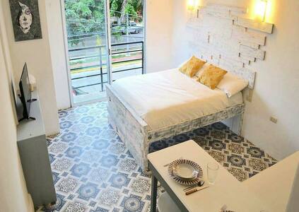 "Bohème"  studio "Azul" (5min Beach)