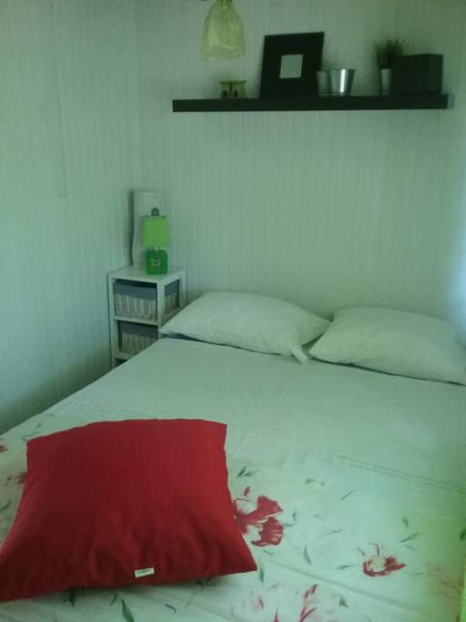 room of circa 8m2