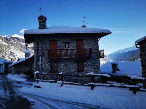 Antica Renovated Cabin (only for 2)