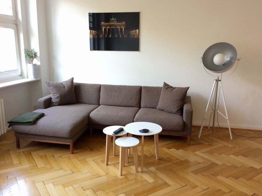 Wohnzimmer/ Living room