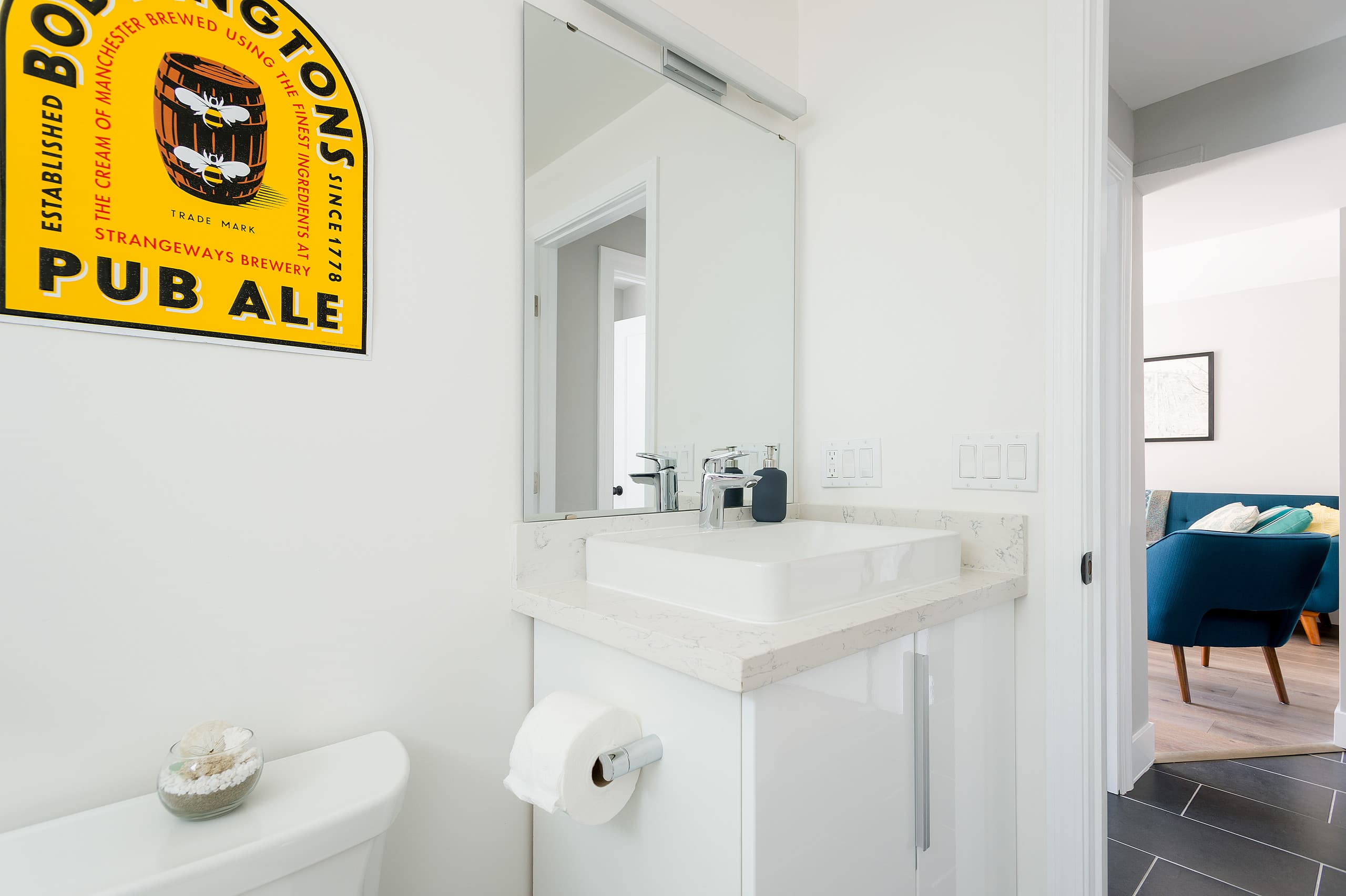 Clean & Private Family Guest Suite near the Beach - Image 16