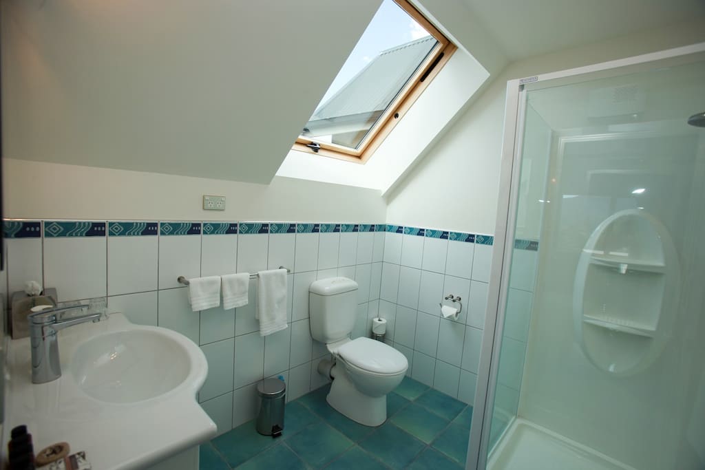 Godley Bathroom