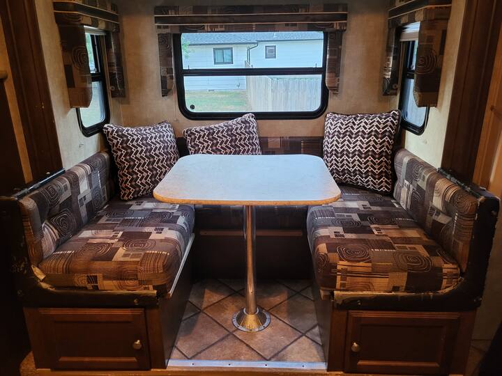 Sauberes, großes Wohnmobil in der Nähe der historischen Rte 66 - Airbnb