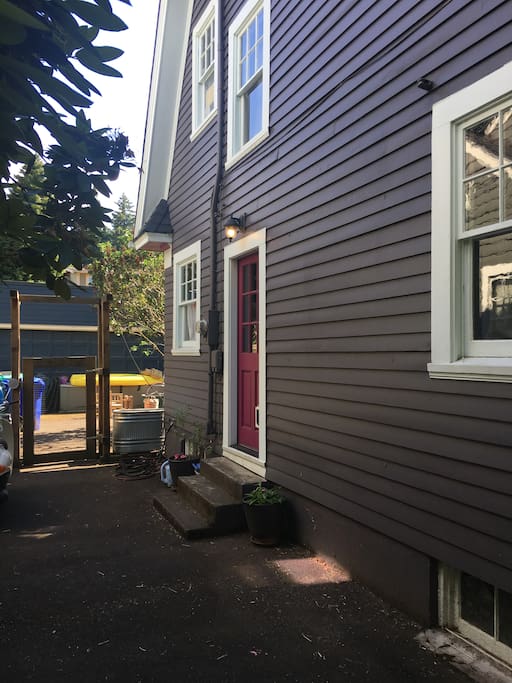 Private side entrance with self-checkin; feel free to park in the driveway