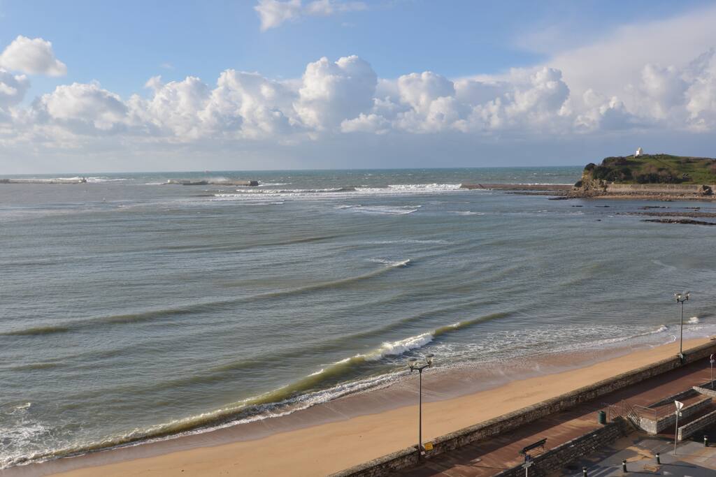 Prolongation à droite de la plage vers Ste barbe