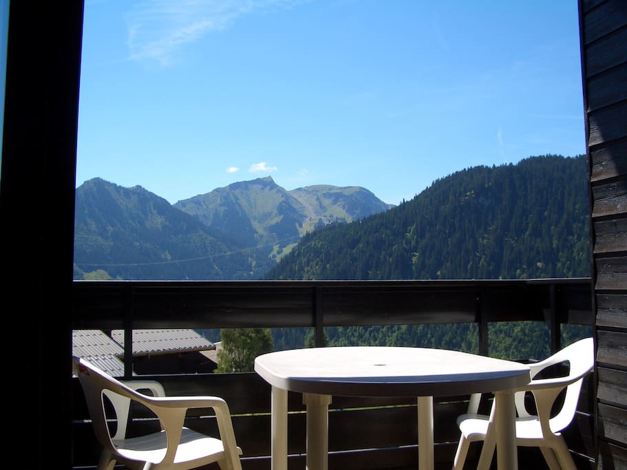 Vue du balcon en été, plein sud...