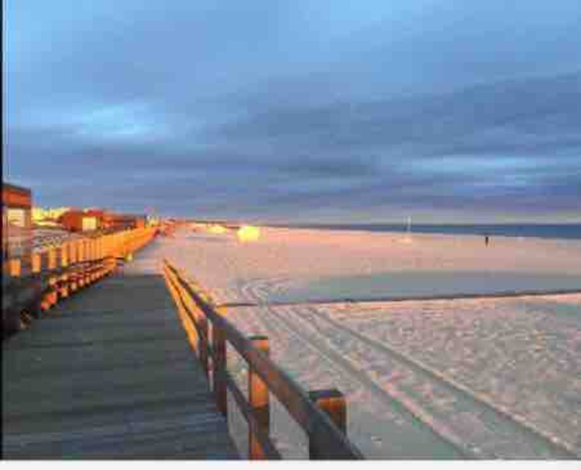 Beachfront apartment in Monte Gordo (Algarve)
