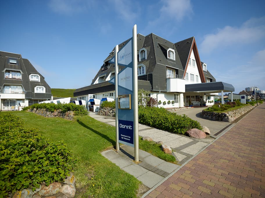 Außenansicht vom Dorint Strandresort & Spa Sylt/Westerland