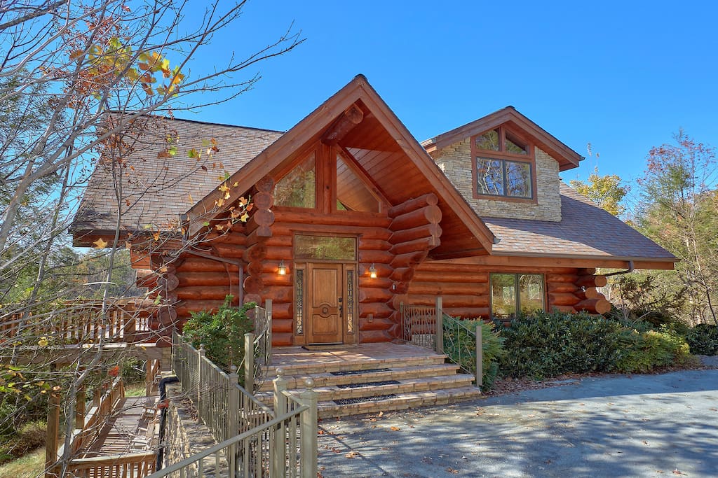 Our cabin is much bigger than it looks (over 5500 sq feet & 7 bedrooms!) and has plenty of parking!