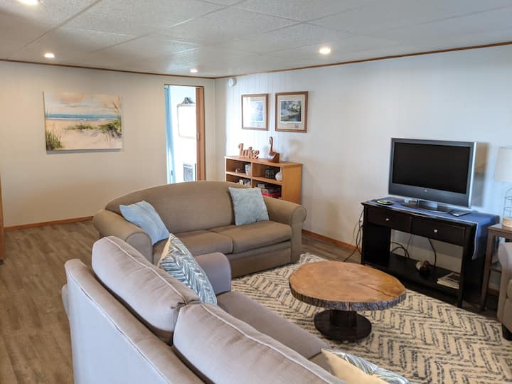 10 Best Cottages For Rent In Long Point, Canada Updated 2024 Trip101