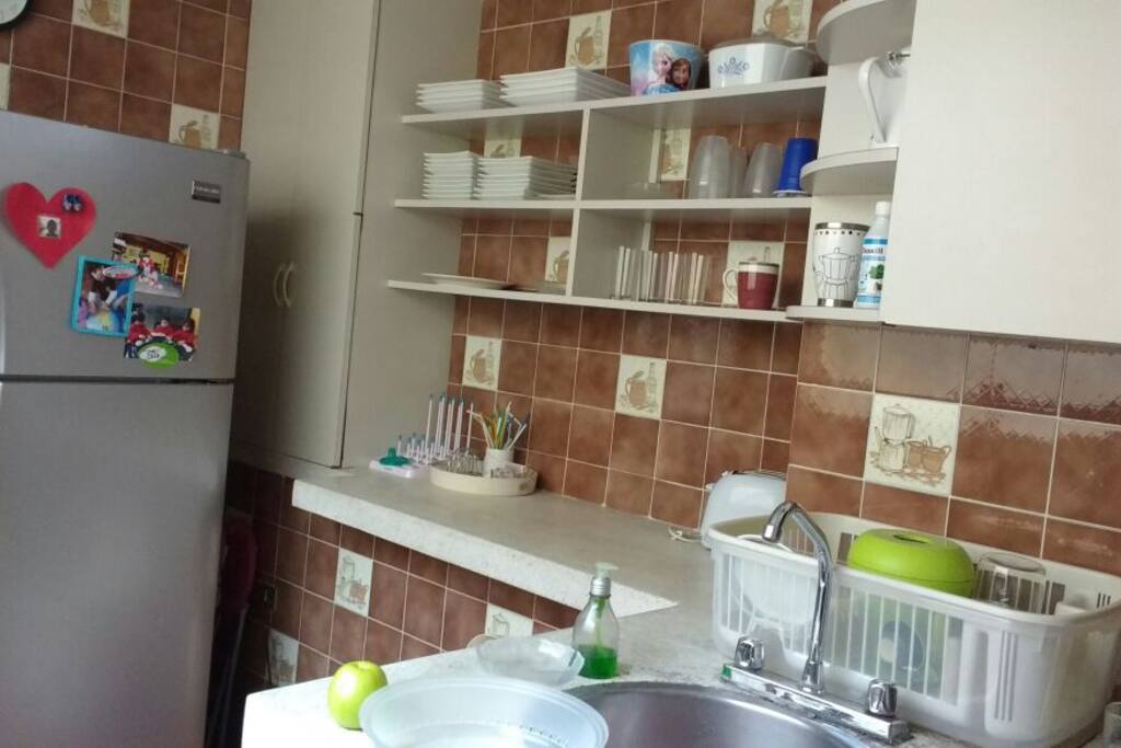Cocina equipada.