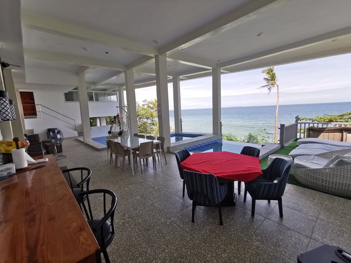 Beachside Bliss- 3 Room-family Staycation - Panglao