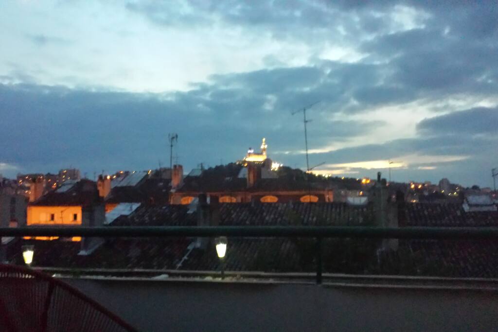 Située face à Notre Dame de la Garde