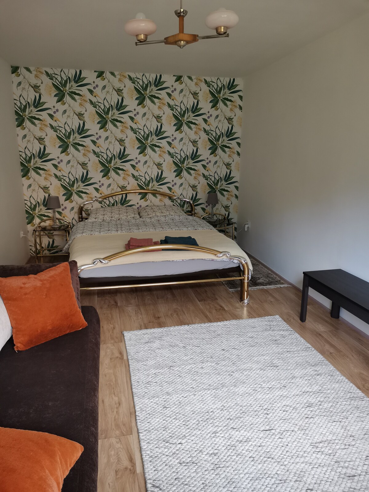 Pokoj 1, lozko dwuosobowe, cuerda rozkladana. 