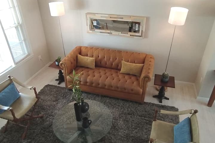 Quiet Townhouse Stay - Near Patapsco & Catonsville - Baltimore, MD