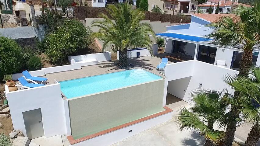 Costa Brava DreamVilla with Seaview gallery image 2