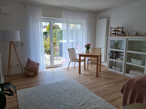 Top Airbnb: Lovely apartment with terrace on the outskirts of Wiesbaden in Wiesbaden