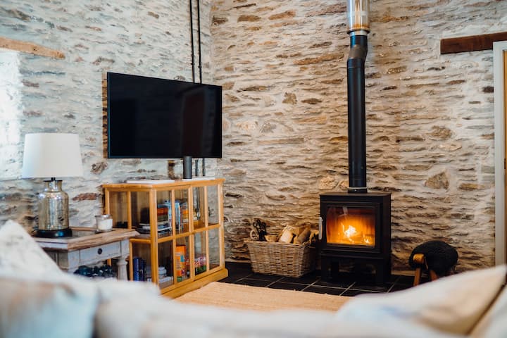 Cwtch Y Wennol - Romantic Cottage In  West Wales - Cardigan