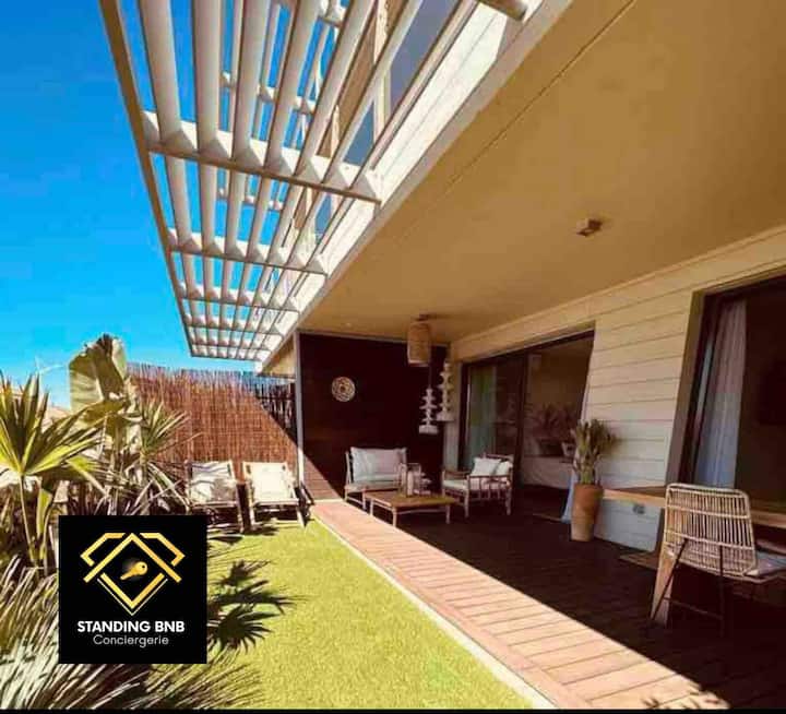 Le Petit Travers Vacation Rentals & Homes - Mauguio, France