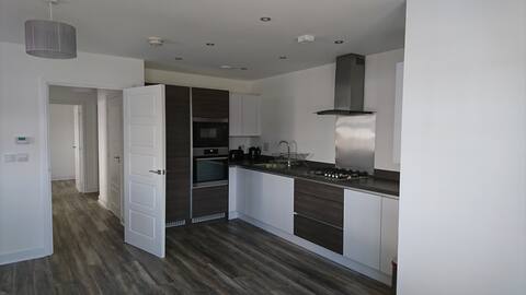 Ebbsfleet International Apartment