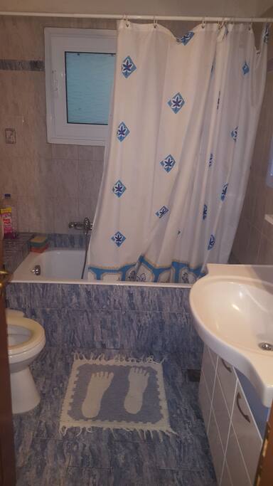 Big shared wc