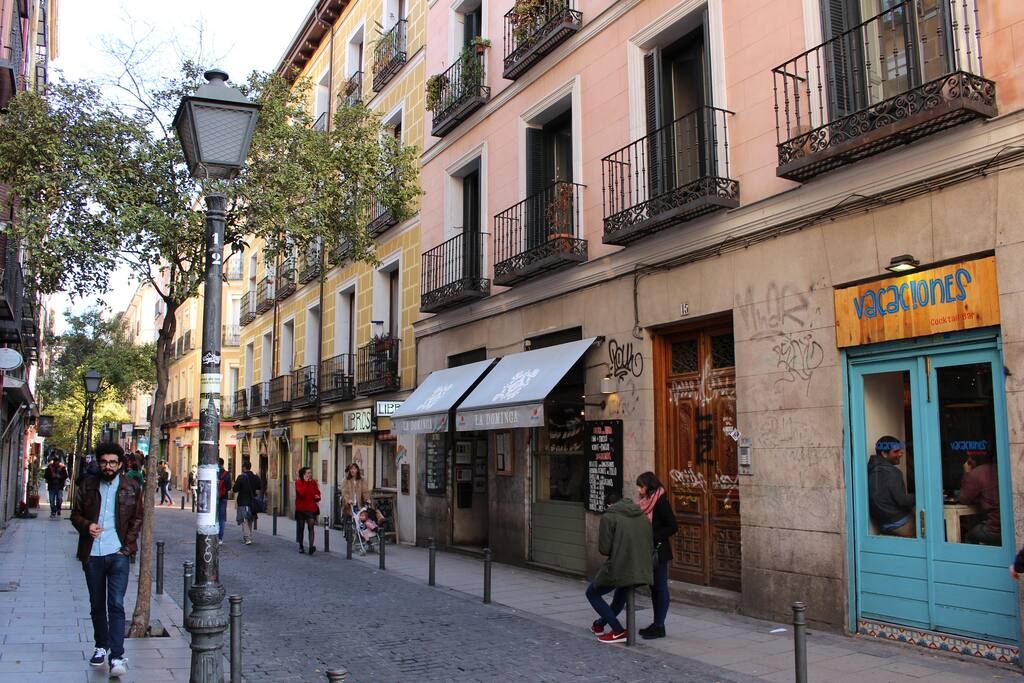 Espíritu Santo Street