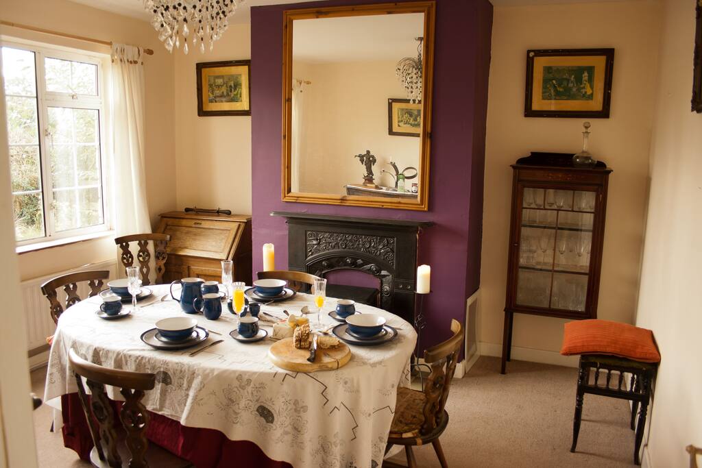 Breakfast, Lunch or Dinner - create your own piece of fine dinning.