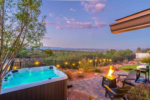Red Rock Retreat: 20min to Sedona | Hot Tub Views!